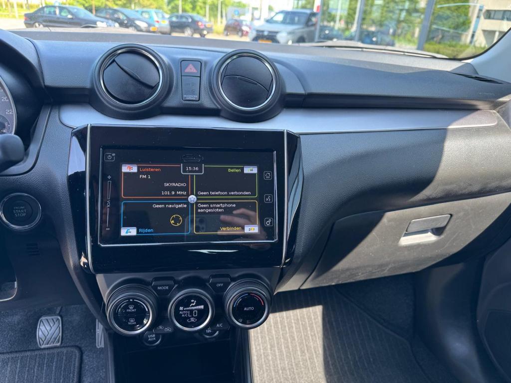 Suzuki Swift 1.2 style smart hybrid