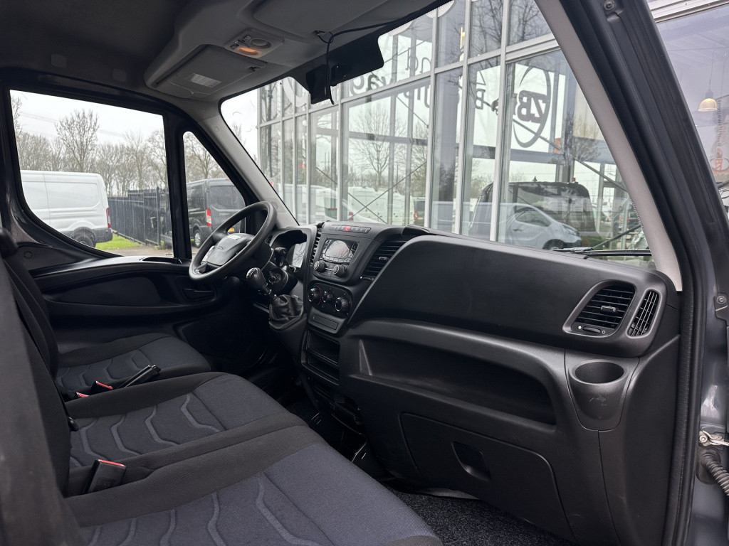 Iveco Daily 35c18v 3.0 180pk 352 h2 l | trekhaak 3.5t | airco | cruisec. .