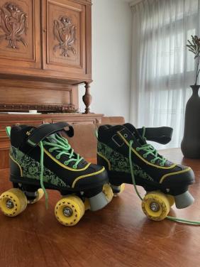 Rolschaatsen maat 33-34