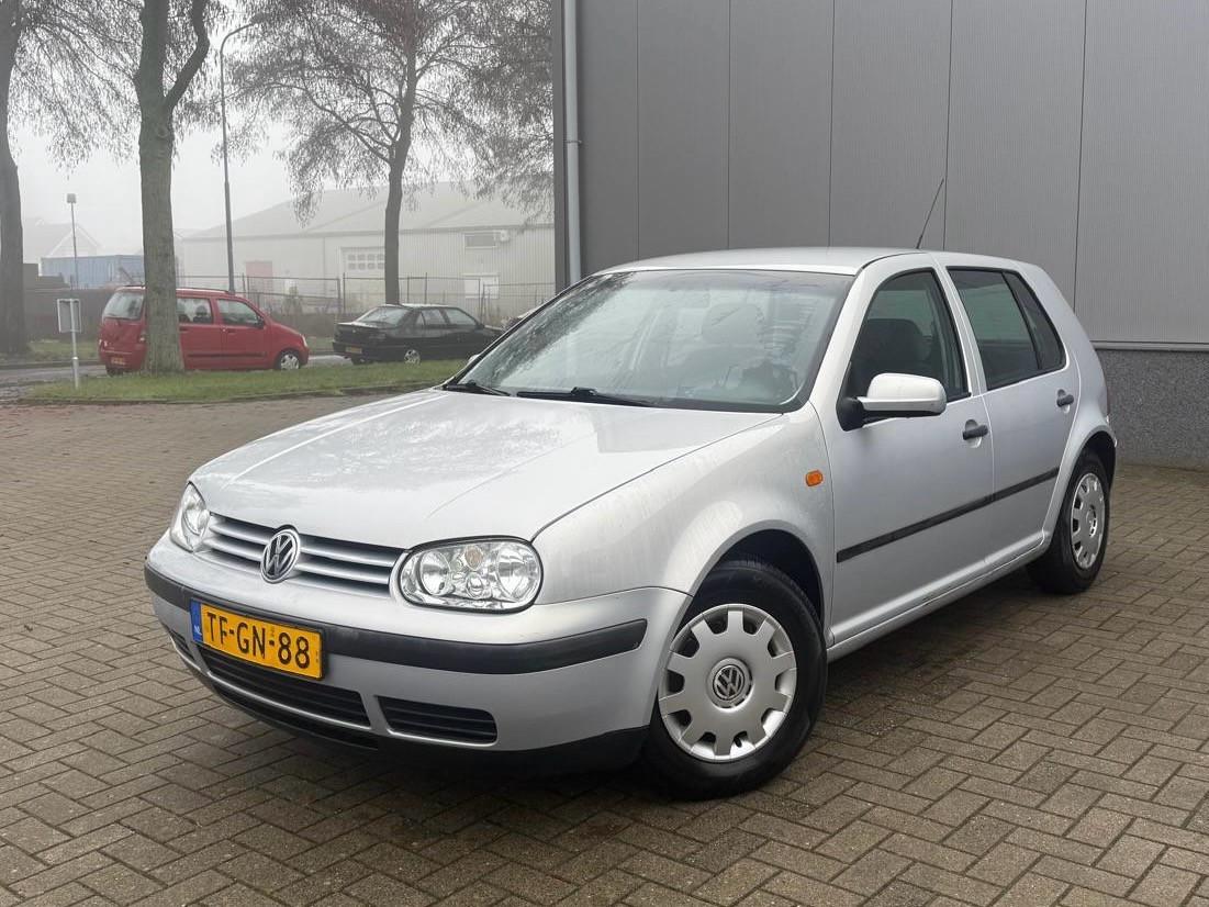Volkswagen Golf 1.6 Trendline Vol Jaar Apk