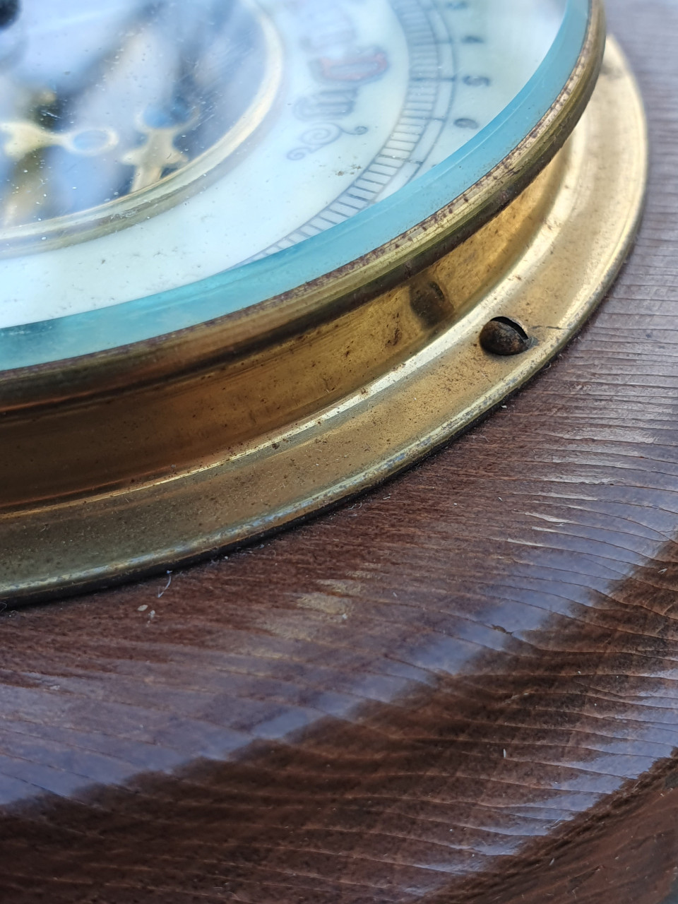 Leuk antiek android stuurwiel barometer in nette en werkende staat