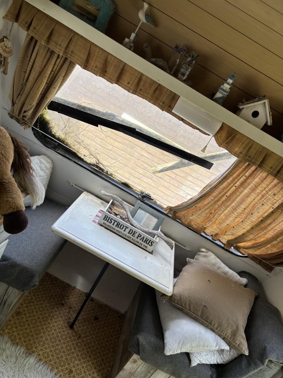 Retro caravan — opknapper met karakter | Kenteken 50-WZ-26