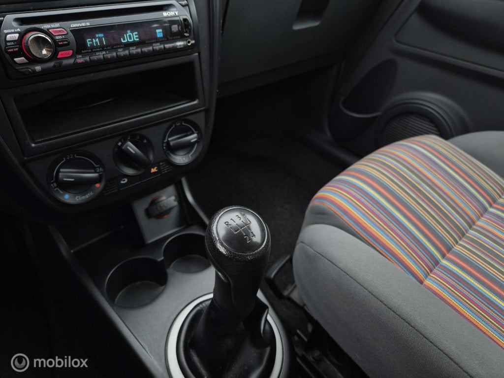 Volkswagen Fox 1.4 origineel nl / airco / nieuwe apk
