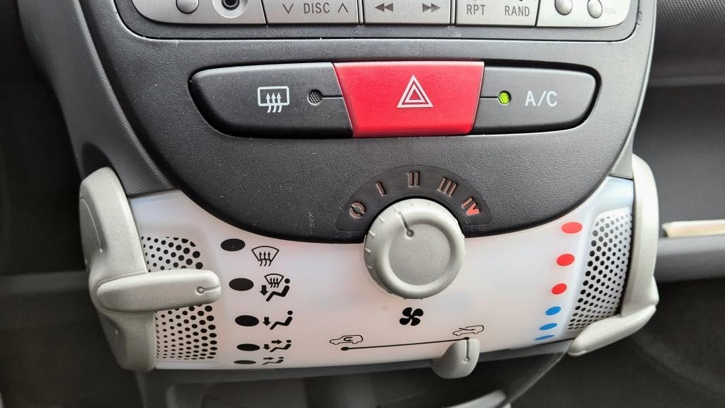 Citroen C1 1.0-12v selection