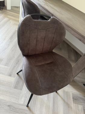 4 Stoelen met evt tafel