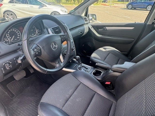 Mercedes-Benz A-Klasse 160 business class avantgarde l pts l navi l airco l