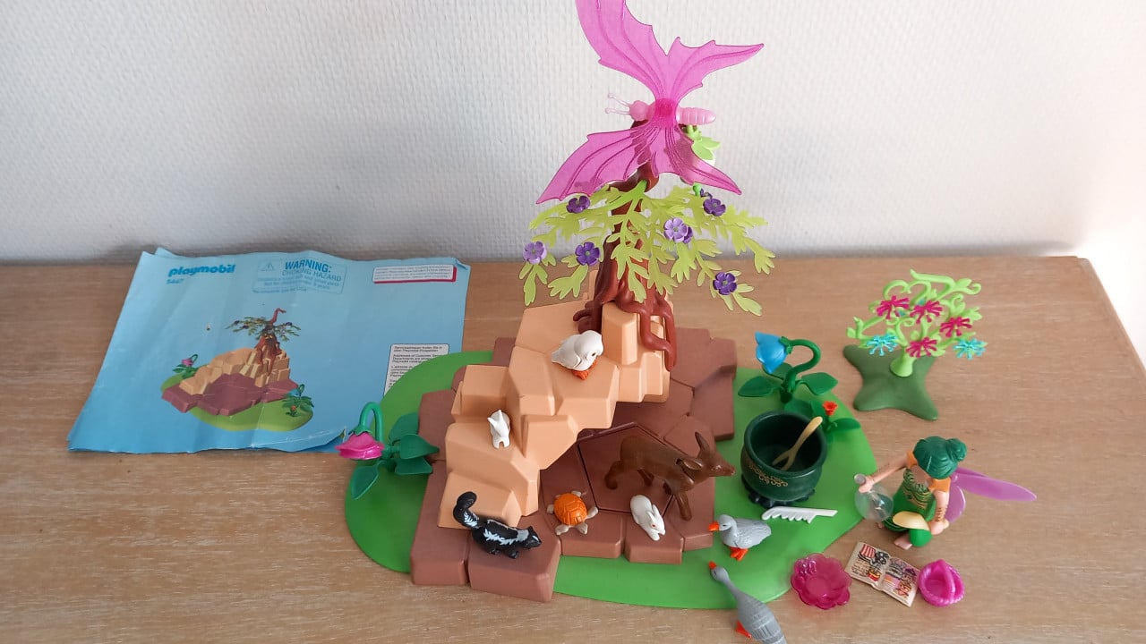 Playmobil fee in dierenbos setnr 5447