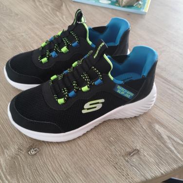 Skechers