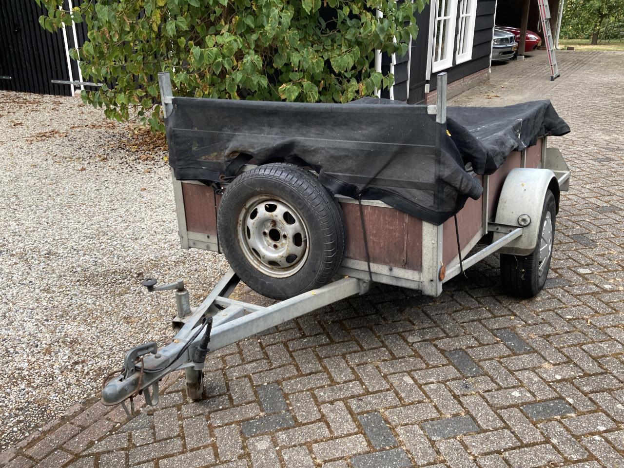 Aanhanger bakwagen kar enkelasser torsievering i.z.g.st.!    125x225 cm
