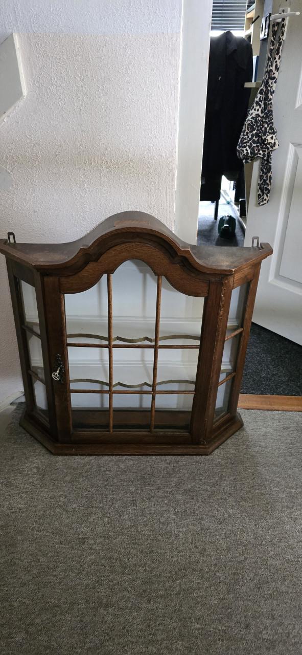 Vitrine kast vintage 68x63x17