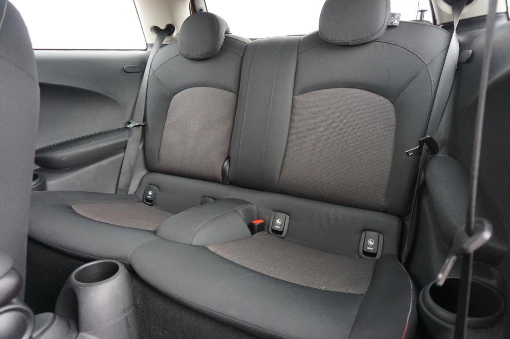 Mini 3-deurs 1.2 one airco / stoelverw. / bt / elektr. ramen / lm velgen