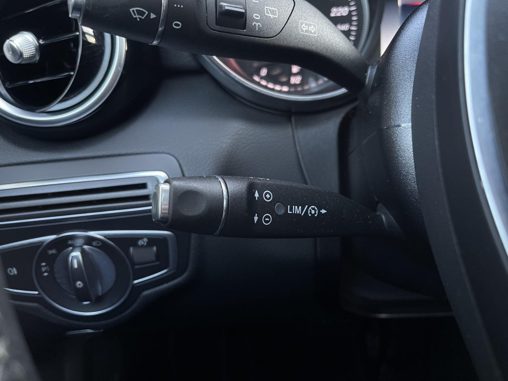 Mercedes-Benz C-Klasse estate 180 premium plus | panoramadak | leder | led 