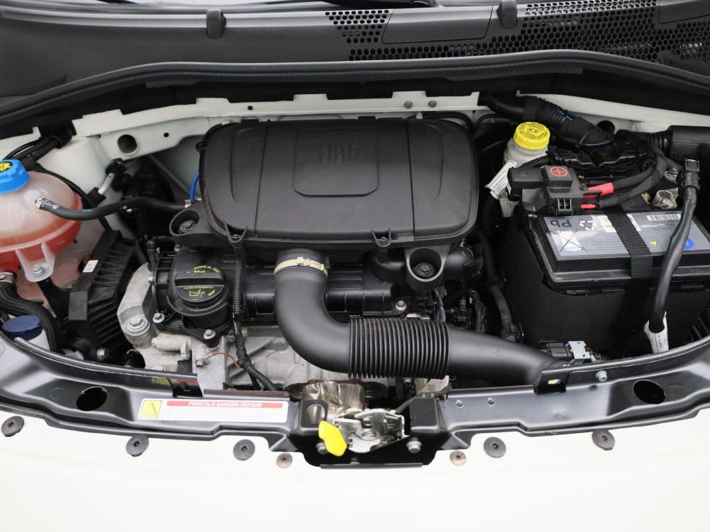 Fiat 500 1.0 hybrid dolcevita | lmv | panorama dak | bluetooth | airco | pa