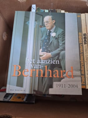 Boeken aanzien  van
