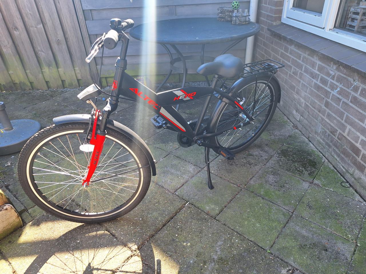 Jongens fiets zwart 26 inch