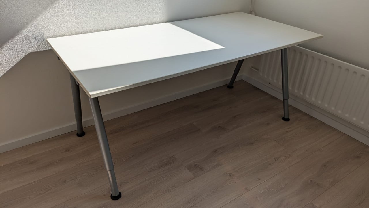 Ikea bureau 160 x 80 cm