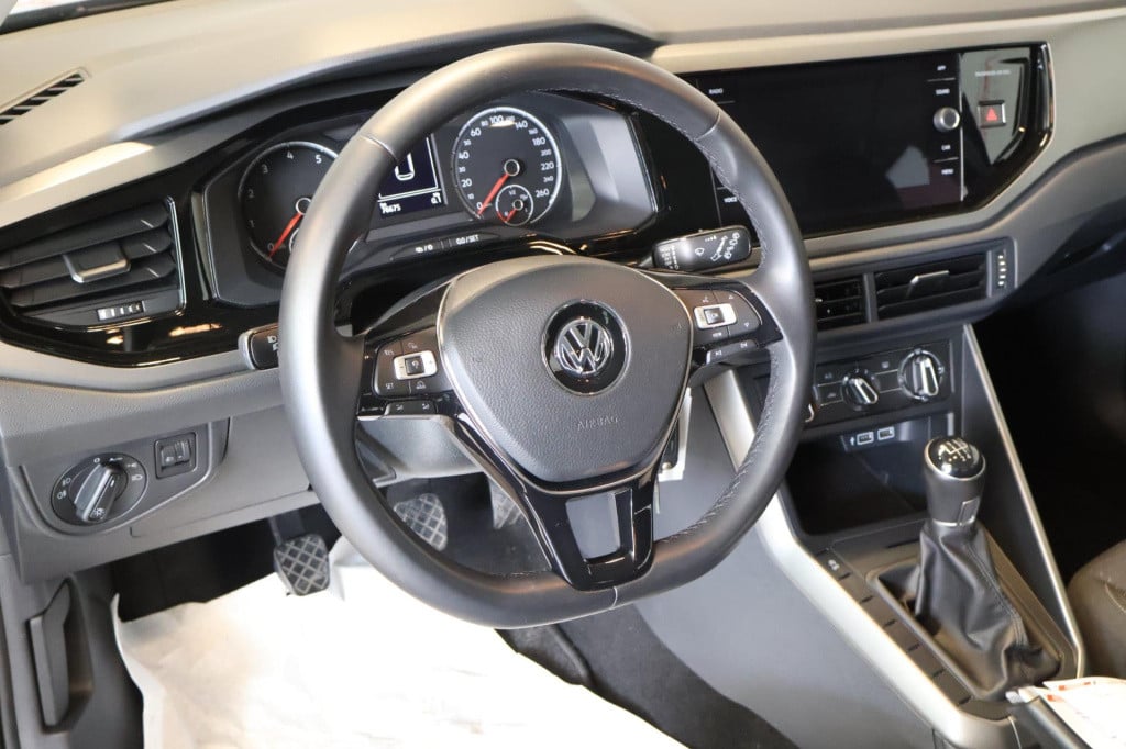 Volkswagen Polo 1.0 tsi comfortline nl auto, appconnect, adaptive cruise