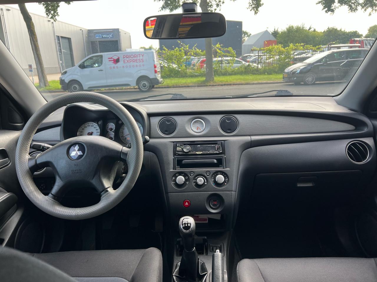 Mitsubishi Outlander Sport 2.0 Invite +
