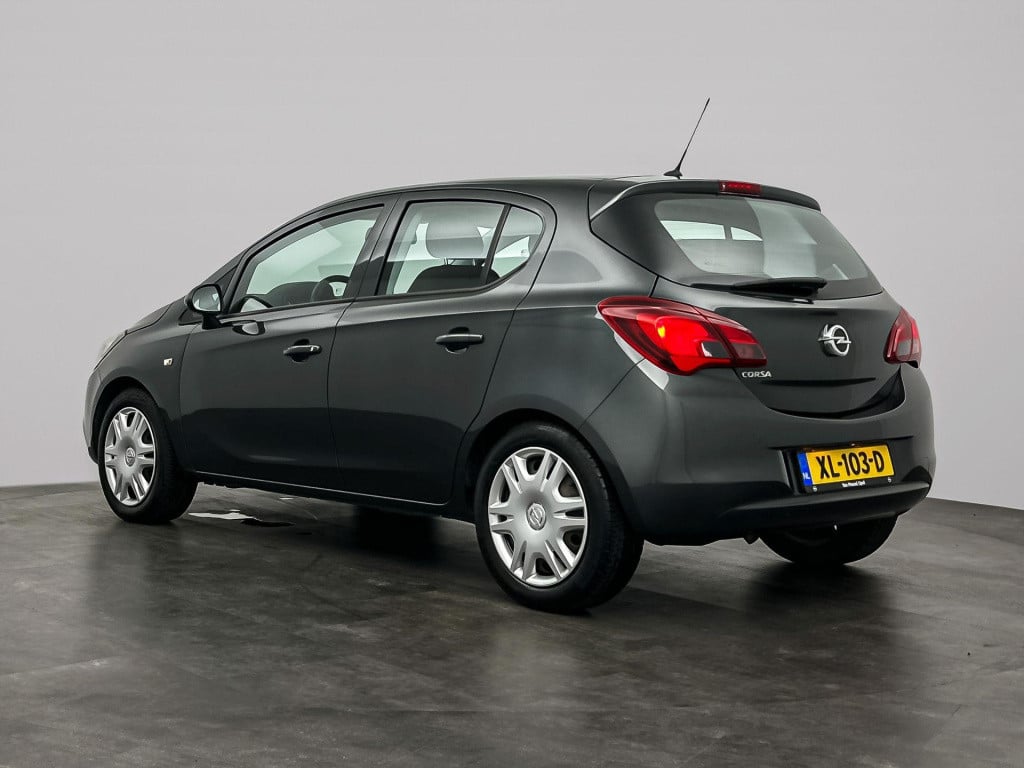 Opel Corsa 1.4 favourite | airco | cruise control | bluetooth