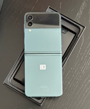 Samsung Galaxy Z Flip3  5G