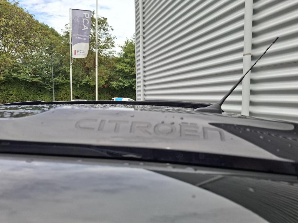 Citroen C3 1.2 turbo 100pk plus airco/nav/cruise/park