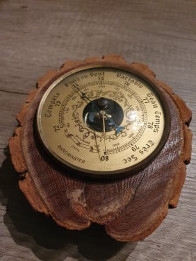 Heel mooi antiek maritiem aneroide barometer ( leuke boomschijf).....