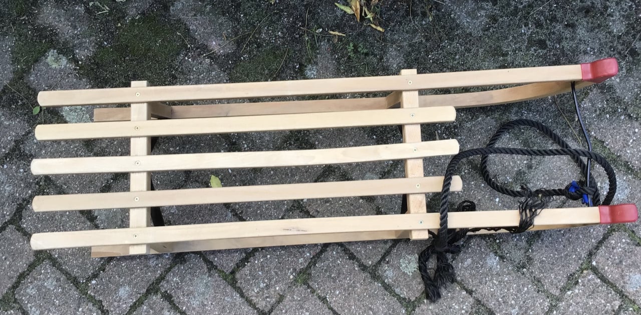 Houten slee
