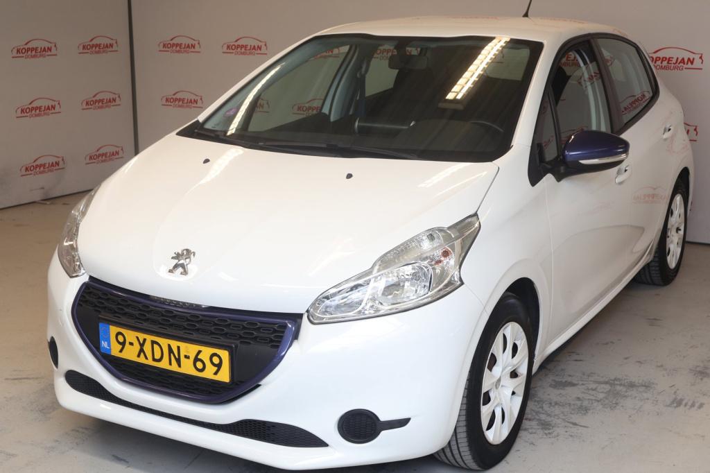 Peugeot 208 1.0 vti like org nl, carplay, cruise controle, all season bande