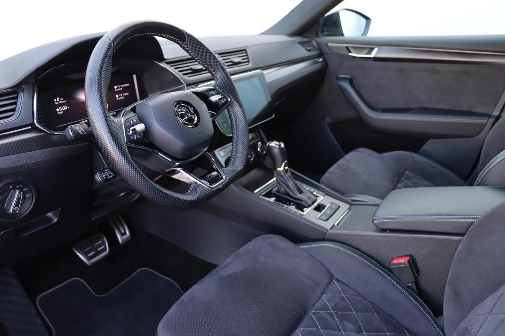 Skoda Superb combi 1.4 tsi iv sportline business 218pk dsg6 | soh 94,3% |