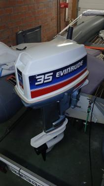 35pk Evinrude kortstaart handbediend