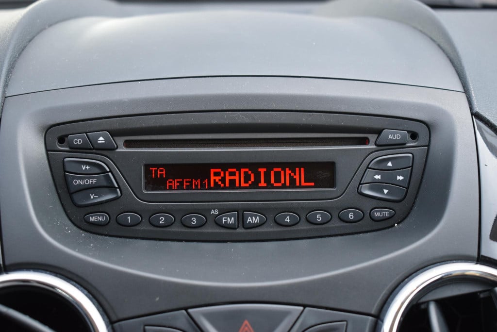 Ford KA 1.2 metal start/stop | airco | radio | lichtmetalen velgen |