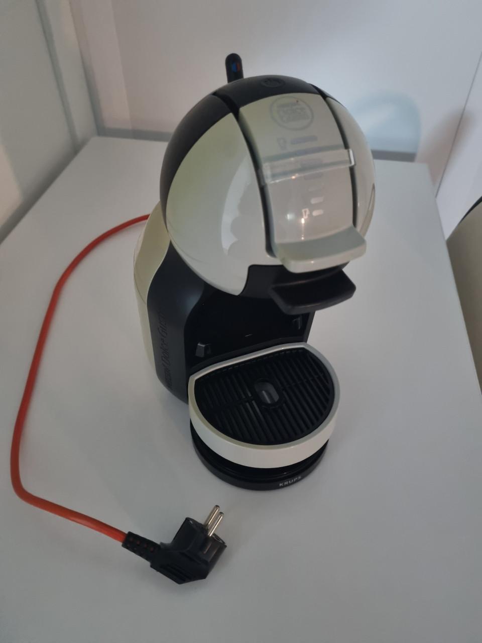 Te koop Dolce gusto koffie apparaat.