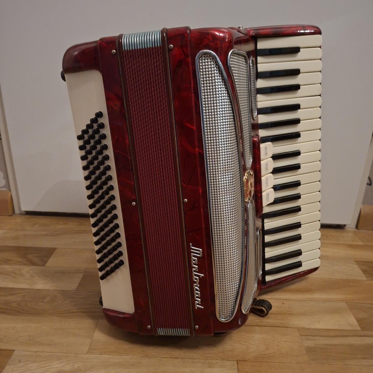 Accordion mantovanin