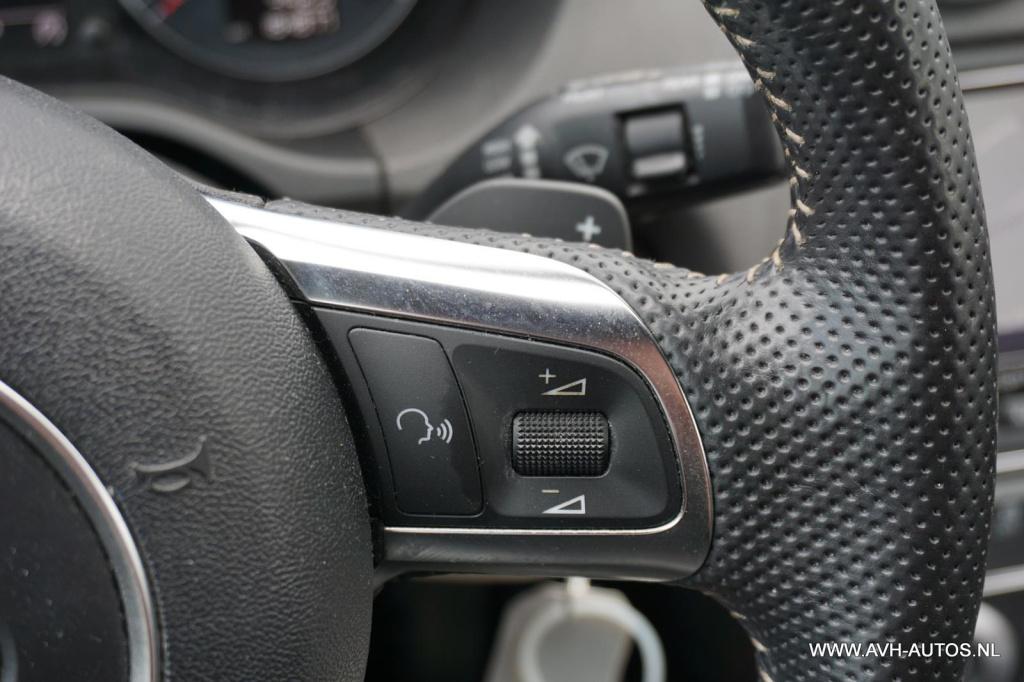 Audi A3 sportback 1.2 tfsi s edition automaat