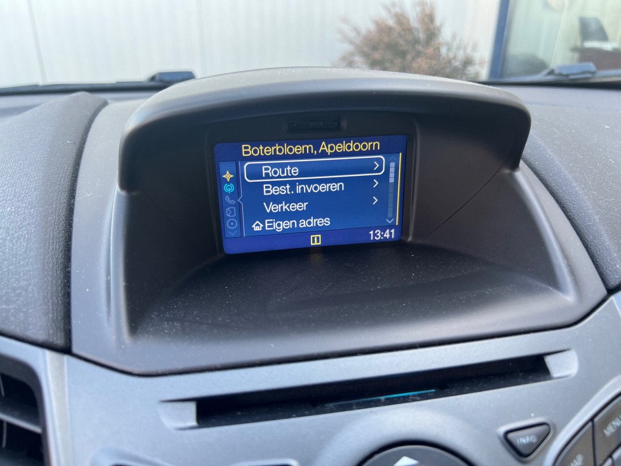 Keurige Ford Fiesta uit 2014 met slechts 58.000 km, Automaat!!