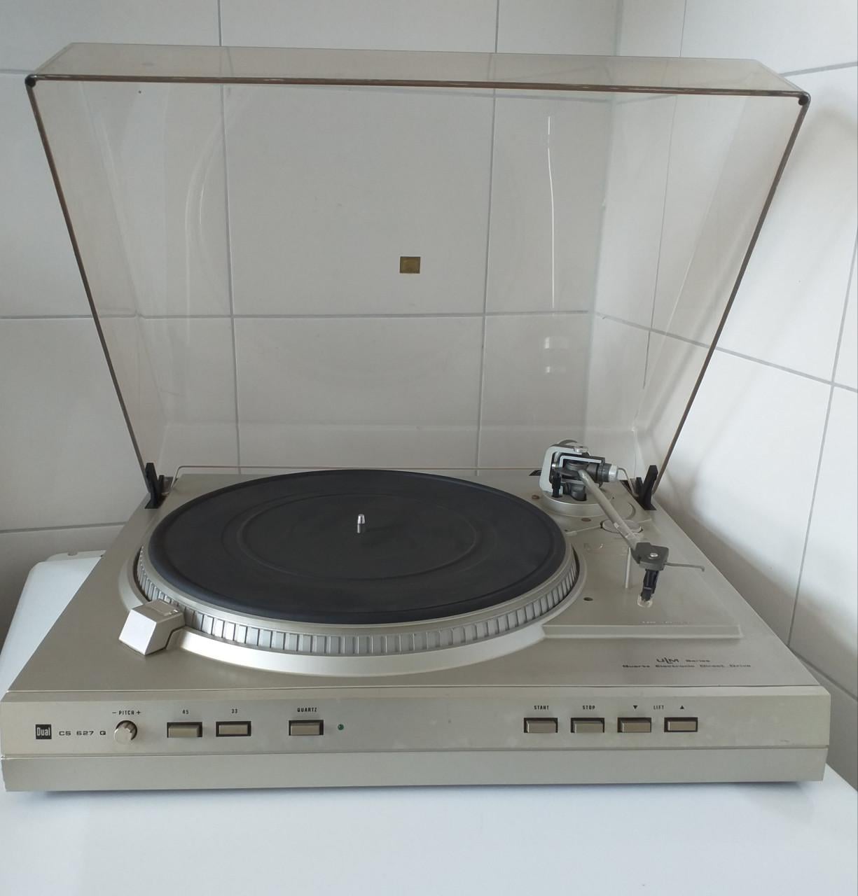Dual CS 627Q  platenspeler