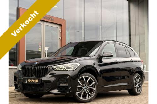 BMW X1 xdrive25e high executive m-sport | led | afn trekhaak | stoelverwarm