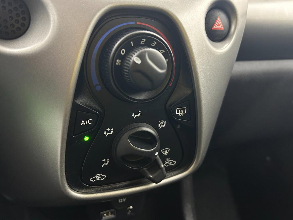 Peugeot 108 occasion 1.0 e-vti access | grijs | tweedehands peugeot 108 | a