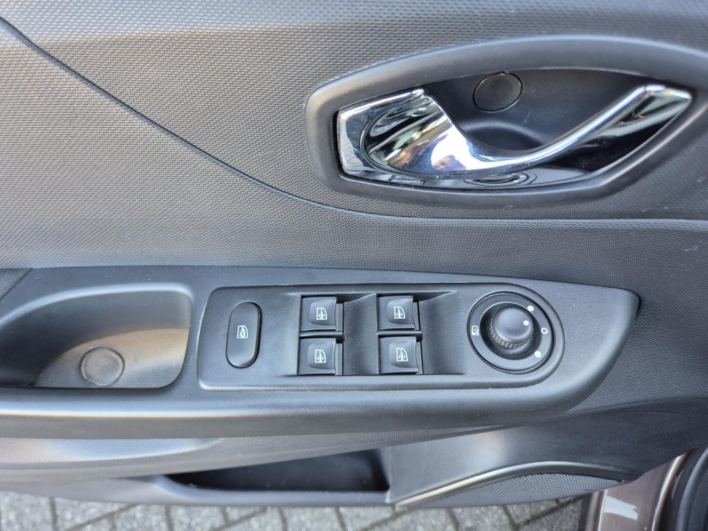 Renault Captur tce 120 edc automaat dynamique