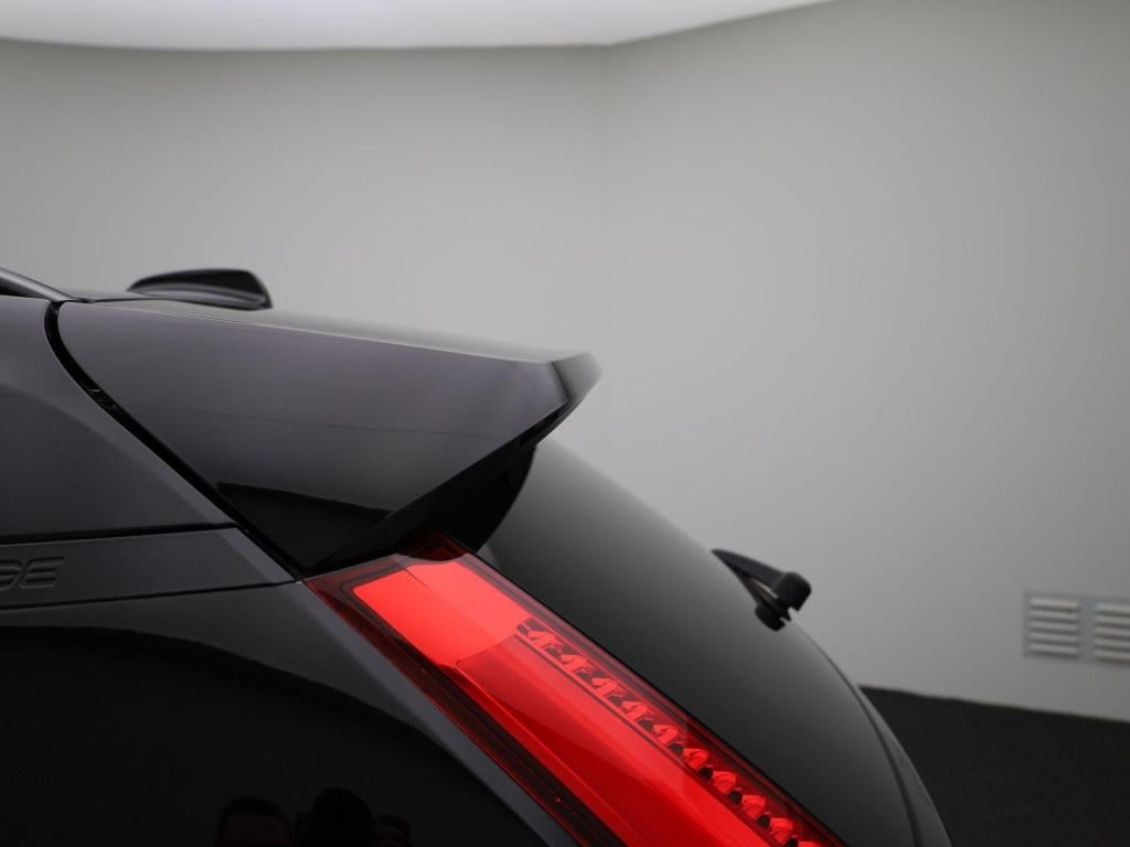 Volvo XC40 recharge p8 awd r-design | automaat | apple carplay / android au