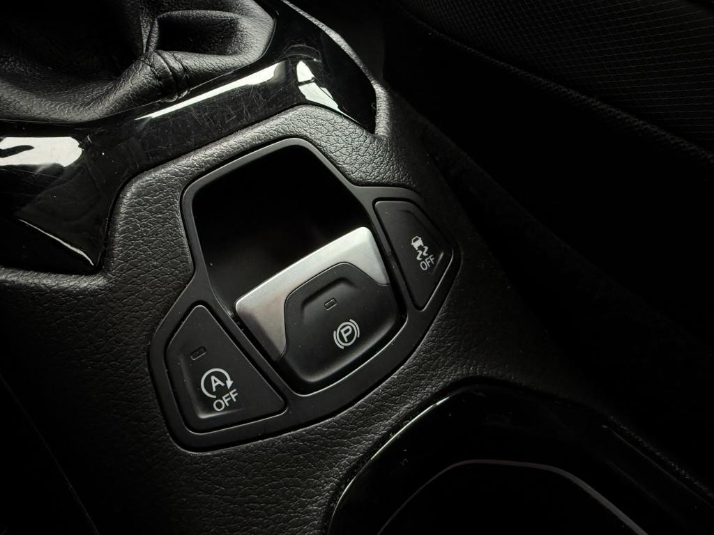 Jeep Renegade 1.6 e-torq downtown black editie - trekhaak -