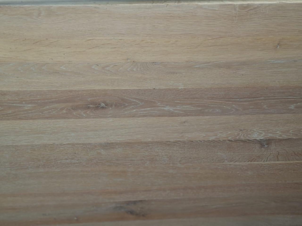 Eetkamertafel