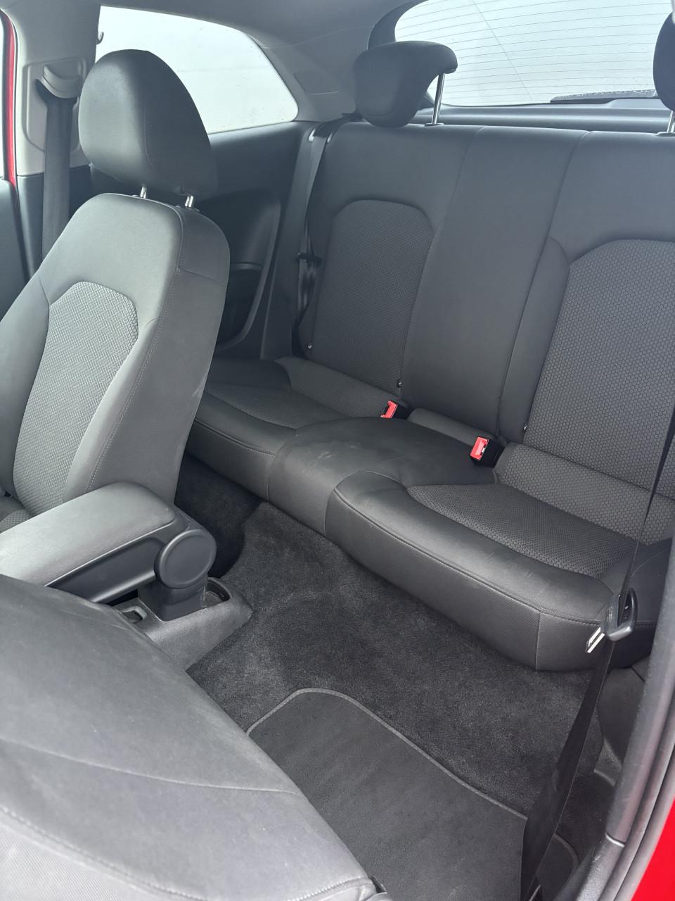 Audi A1 1.2 TFSI Admired S-Line | APK 2027 |