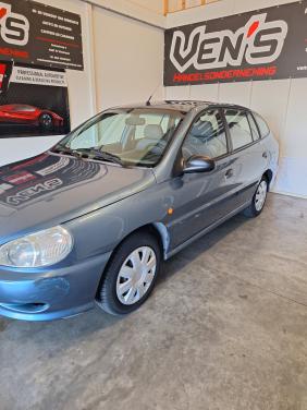 Te koop Kia Rio 1.3 LS!!!