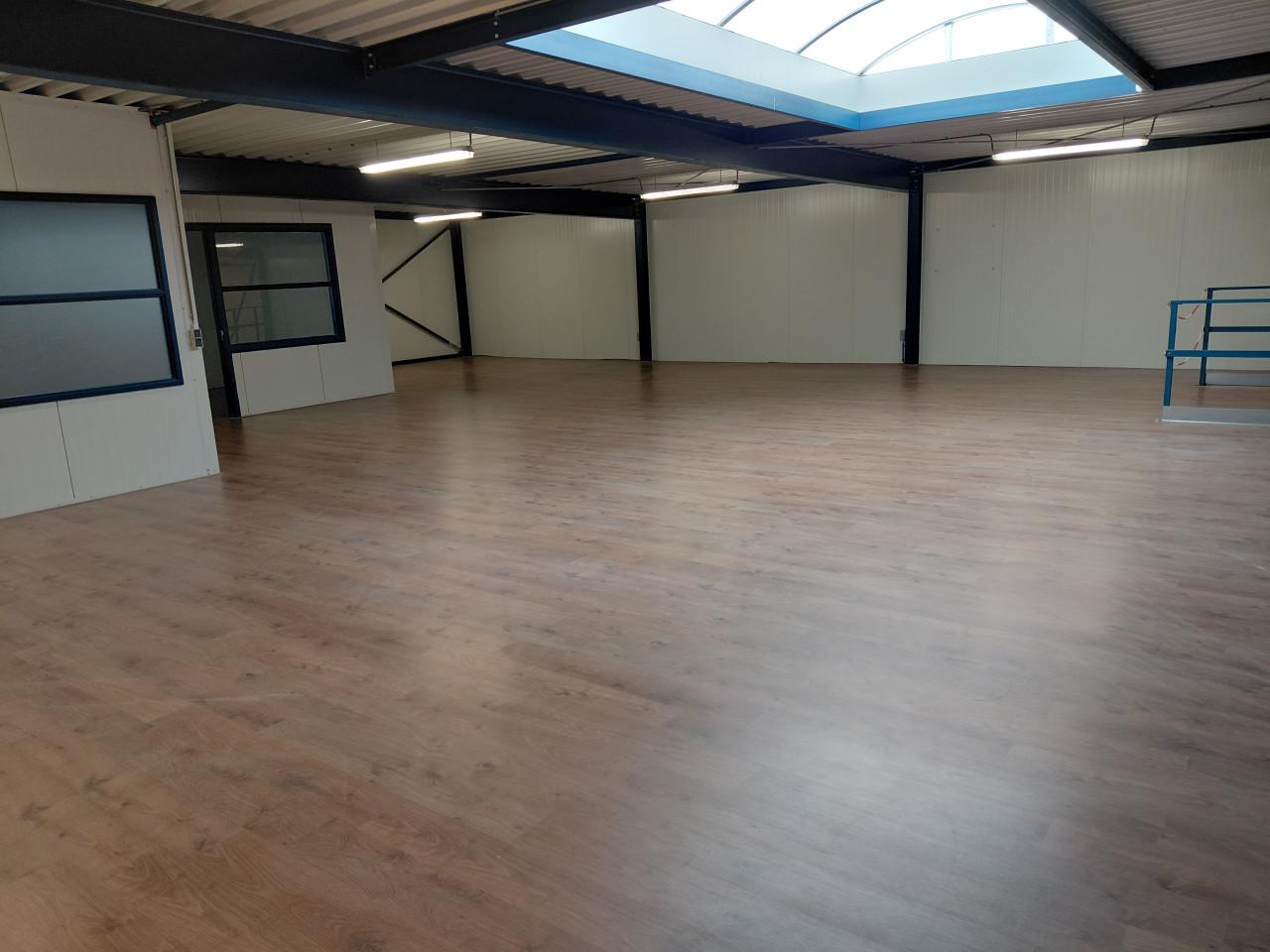 Te Huur  650 m  bedrijfsruimte  Hertzweg 36 Middelburg