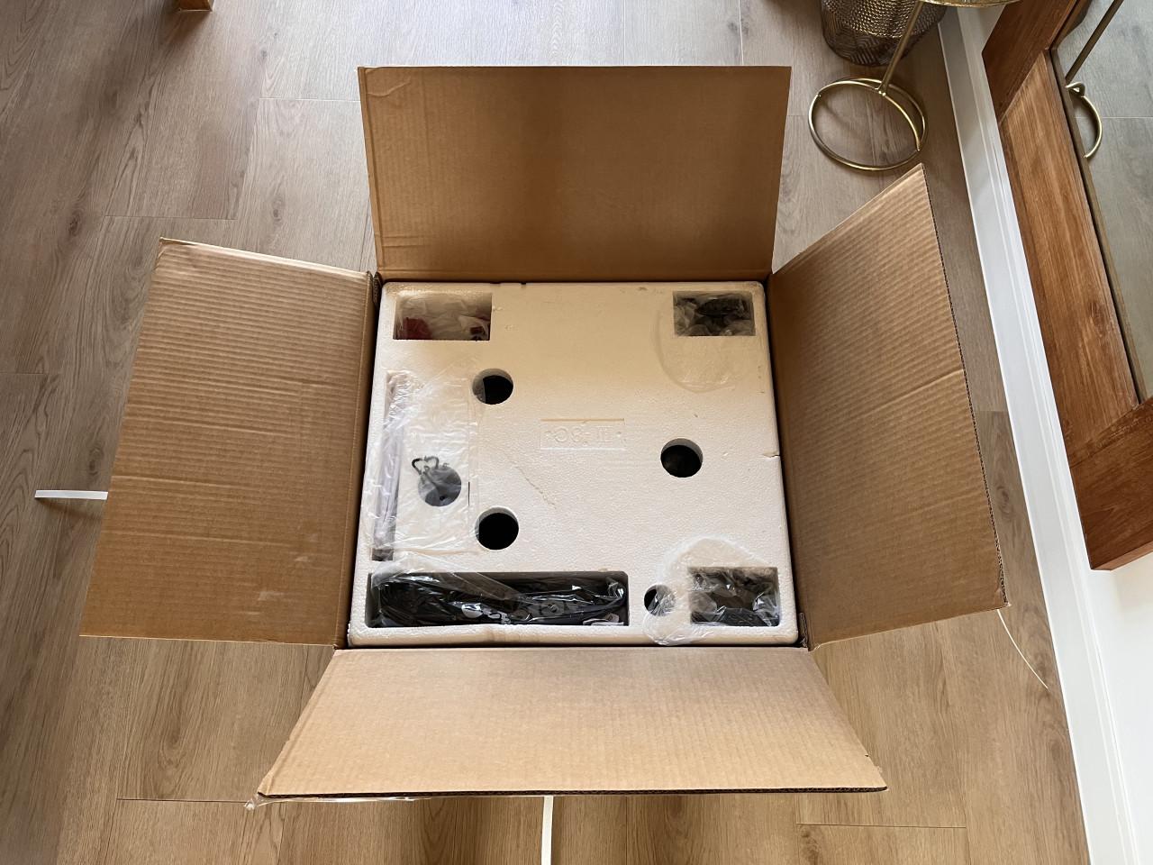 Afkortzaag METABO KS 216 M (Als nieuw) 1 week oud. Met bon en garantie.