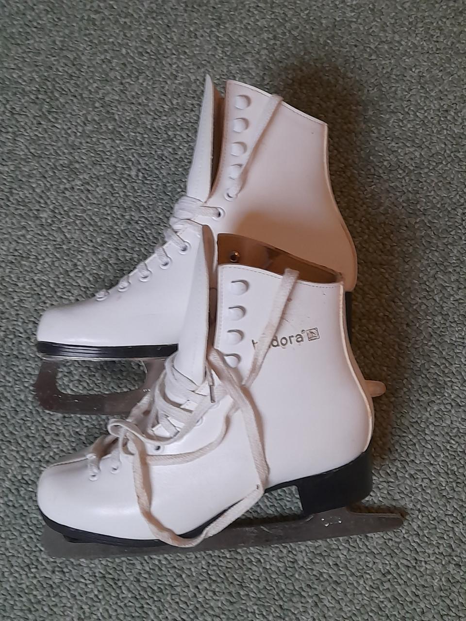 Witte kunstschaatsen