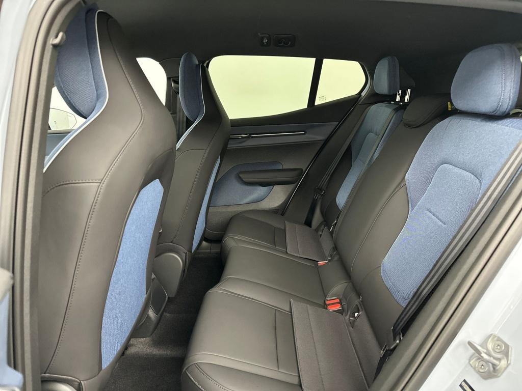 Volvo Ex30 p3 long range plus europa