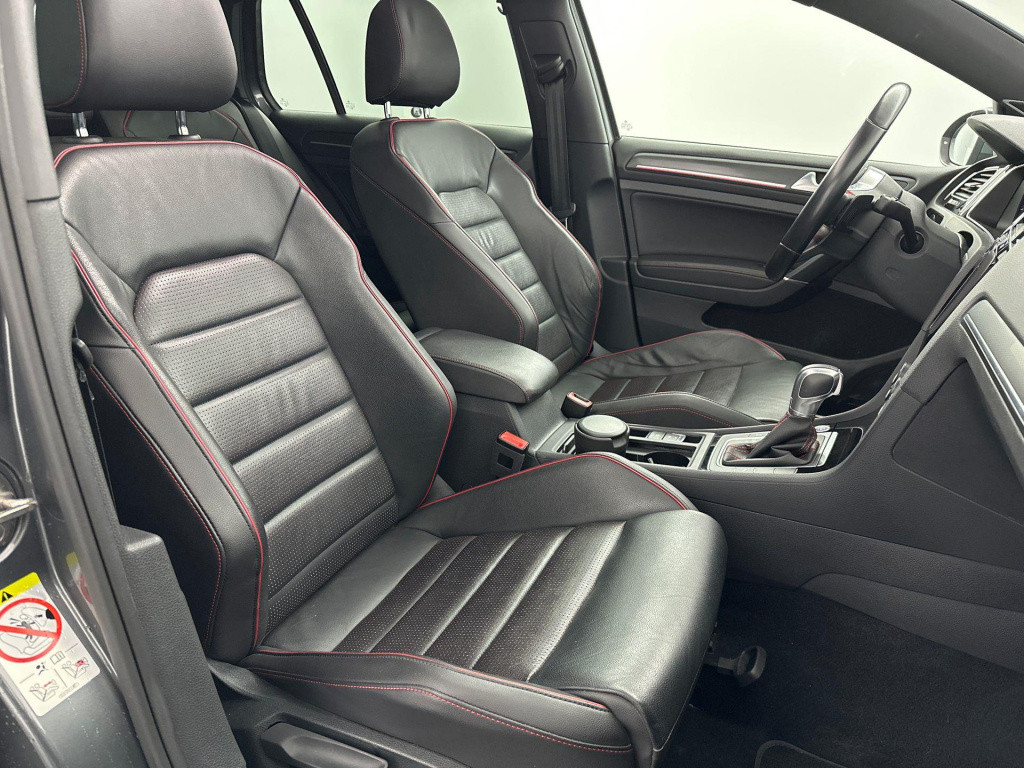 Volkswagen Golf 2.0 tsi gti performance panorama leder dynaudio virtual acc
