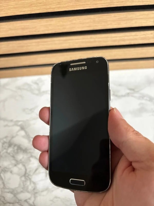 Samsung Galaxy S4 Mini 📱 Zwart – 8GB Opslag